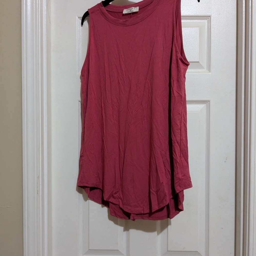 Zenana Outfitters Sleeveless Rose Tank Top NWOT 1X